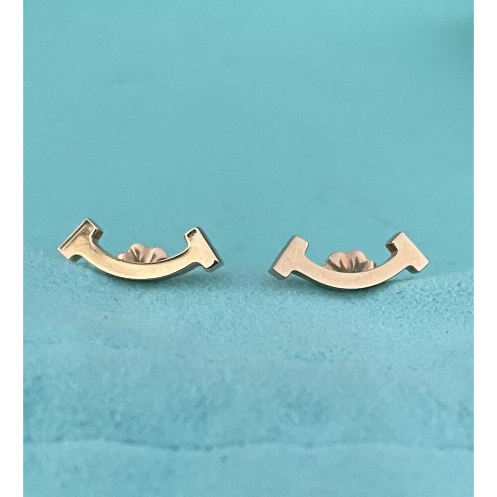 Tiffany & Co. 18k Rose Gold 750 Smile T Stud Earrings Butterfly Backs